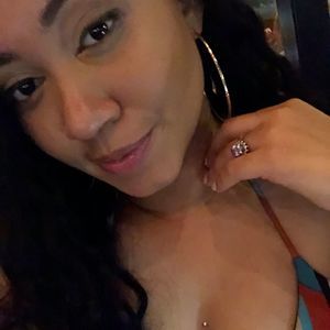 Meet your Posher, Helen